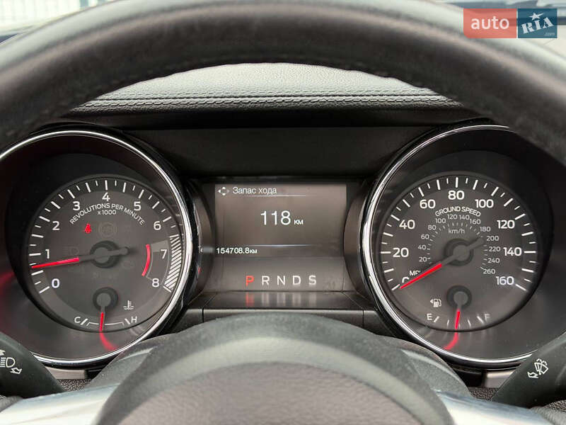 Кабриолет Ford Mustang 2015 в Киеве