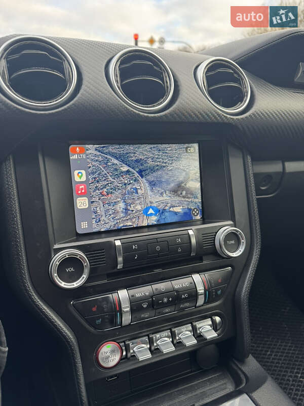 Купе Ford Mustang 2018 в Киеве