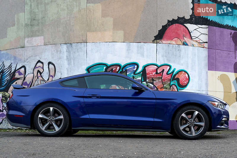 Купе Ford Mustang 2015 в Ужгороді фото 3 Купе Ford Mustang 2015 в Ужгороді