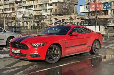 Купе Ford Mustang 2015 в Киеве