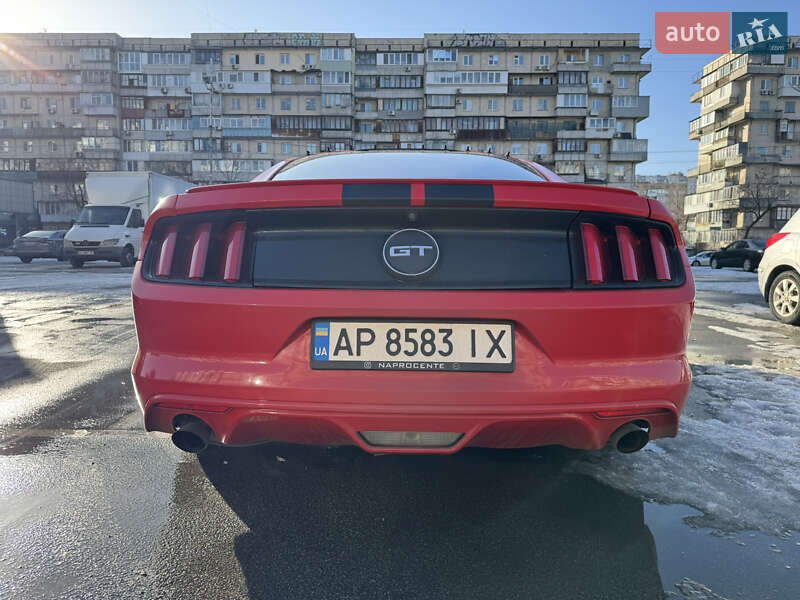 Купе Ford Mustang 2015 в Киеве
