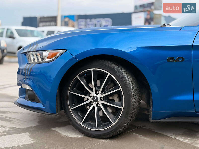 Купе Ford Mustang 2017 в Львові