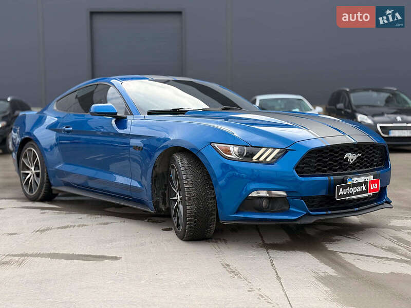 Купе Ford Mustang 2017 в Львові