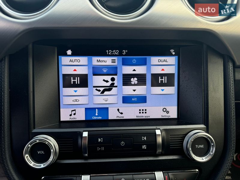 Кабриолет Ford Mustang 2019 в Киеве