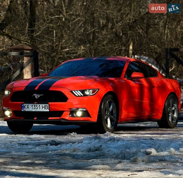 Купе Ford Mustang 2016 в Києві