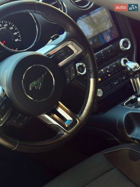 Купе Ford Mustang 2016 в Києві