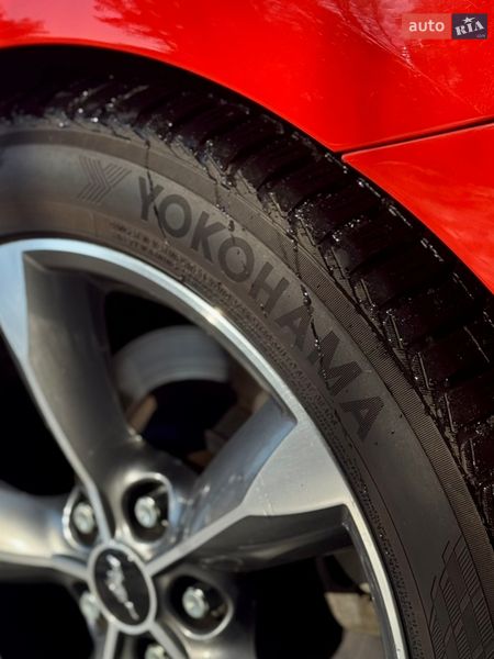 Купе Ford Mustang 2016 в Києві