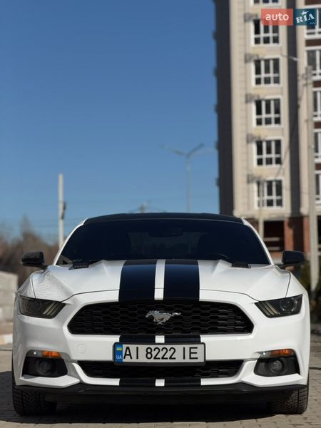 Купе Ford Mustang 2016 в Бучі