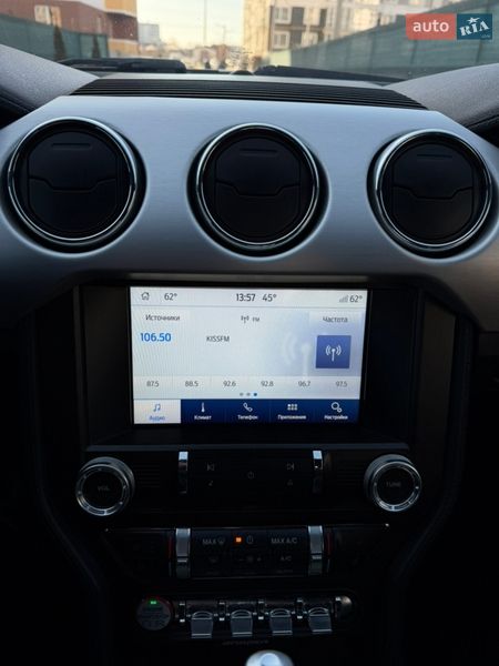 Купе Ford Mustang 2016 в Бучі