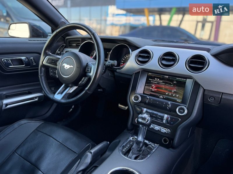 Купе Ford Mustang 2015 в Києві