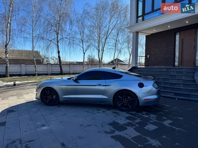 Купе Ford Mustang 2021 в Киеве