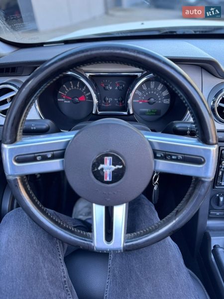 Кабриолет Ford Mustang 2008 в Киеве