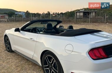 Кабриолет Ford Mustang 2018 в Львове