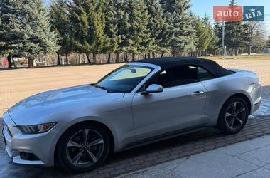 Кабриолет Ford Mustang 2015 в Корсуне-Шевченковском