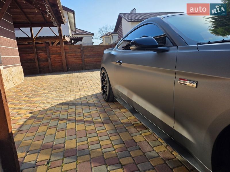 Купе Ford Mustang 2015 в Одесі