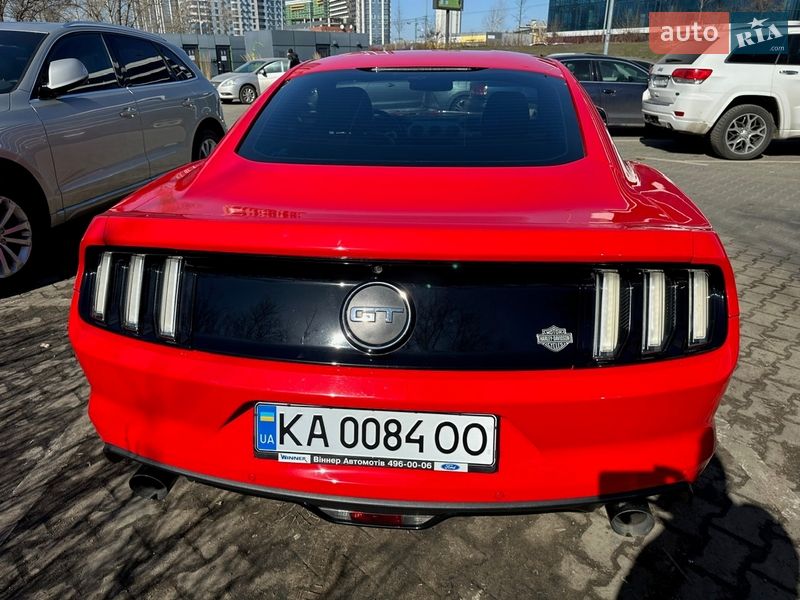 Купе Ford Mustang 2016 в Києві