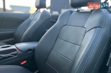 Кабріолет Ford Mustang 2015 в Мукачевому