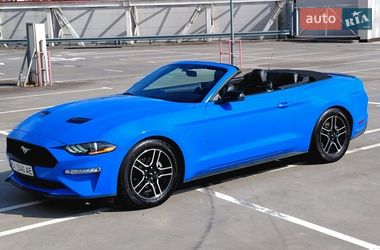 Кабриолет Ford Mustang 2018 в Киеве