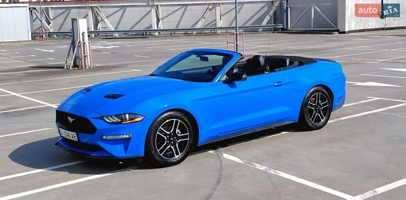 Кабриолет Ford Mustang 2018 в Киеве