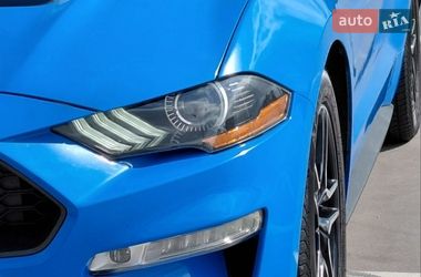Кабриолет Ford Mustang 2018 в Киеве