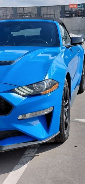 Кабриолет Ford Mustang 2018 в Киеве