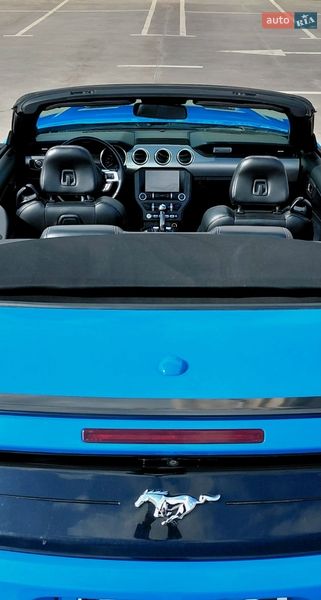 Кабриолет Ford Mustang 2018 в Киеве