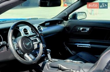 Кабриолет Ford Mustang 2018 в Киеве