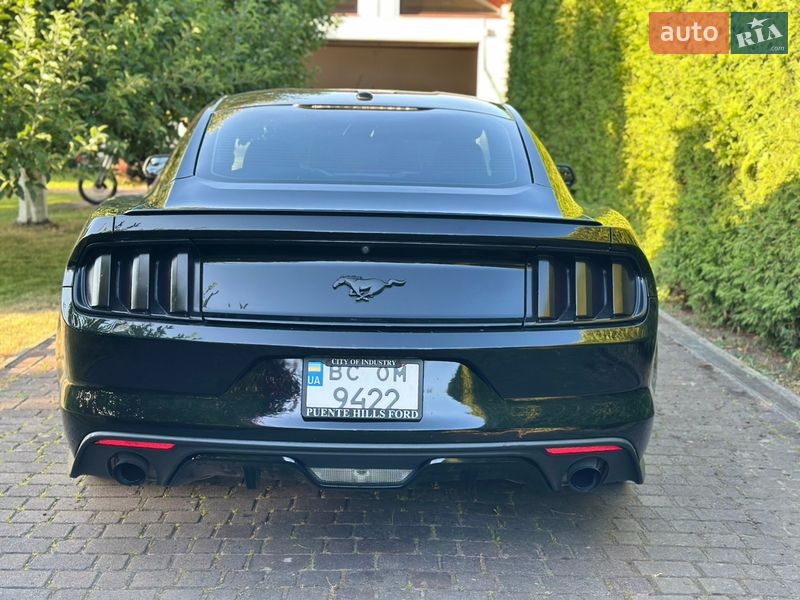 Купе Ford Mustang 2017 в Львове