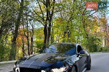 Купе Ford Mustang 2016 в Києві