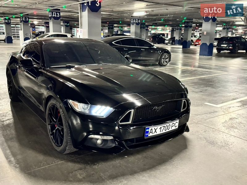 Купе Ford Mustang 2015 в Харькове фото 2 Купе Ford Mustang 2015 в Харькове