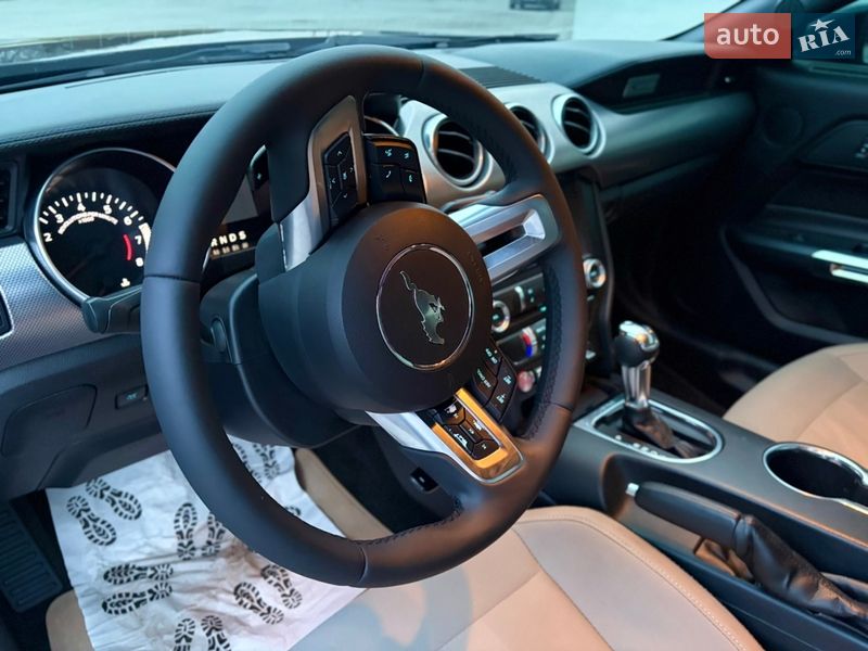Купе Ford Mustang 2017 в Луцке фото 39 Купе Ford Mustang 2017 в Луцке