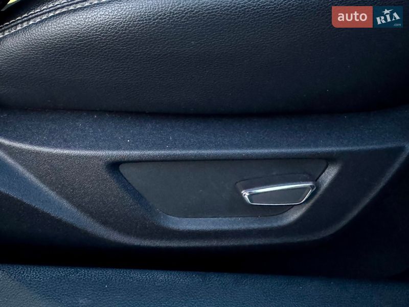 Купе Ford Mustang 2015 в Киеве фото 39 Купе Ford Mustang 2015 в Киеве