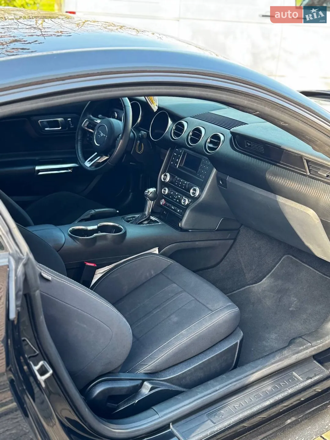 2020 Ford Mustang - мініатюра 7