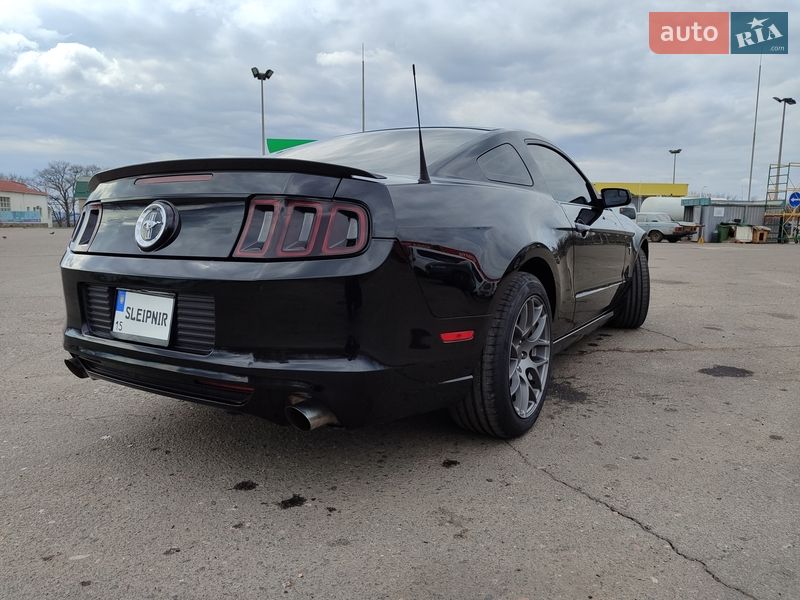 Купе Ford Mustang 2014 в Вознесенске