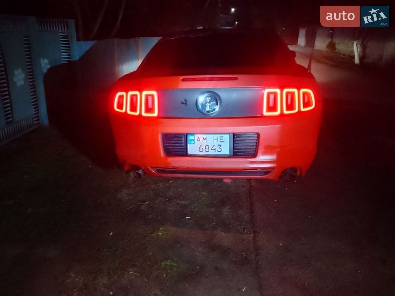 Купе Ford Mustang 2012 в Житомире фото 2 Купе Ford Mustang 2012 в Житомире