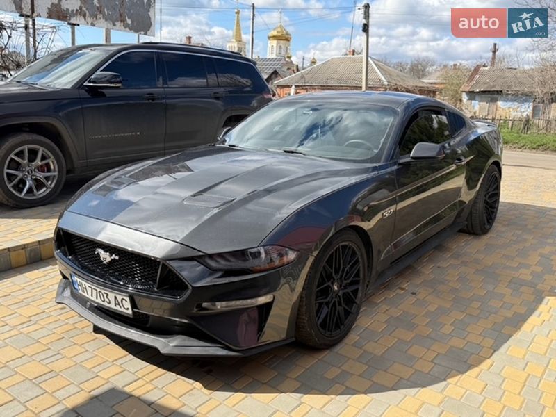 Купе Ford Mustang 2018 в Ананьеве