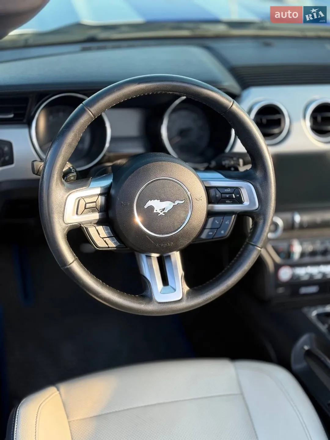 2017 Ford Mustang - мініатюра 11