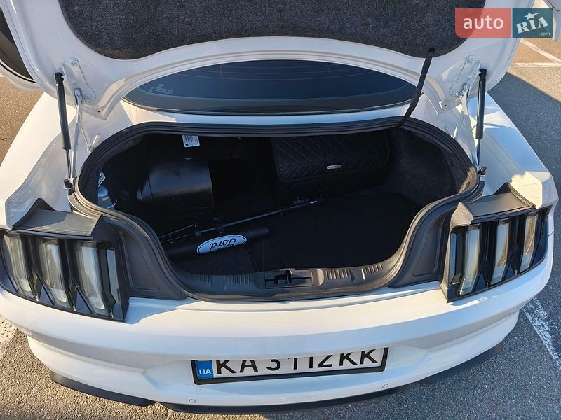 Купе Ford Mustang 2020 в Киеве