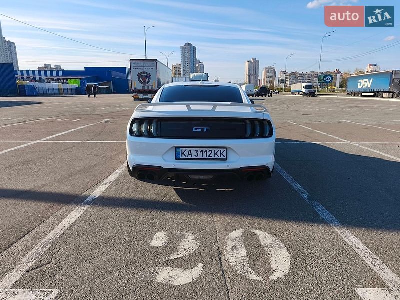 Купе Ford Mustang 2020 в Киеве
