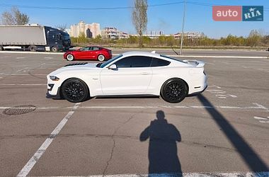 Купе Ford Mustang 2020 в Киеве