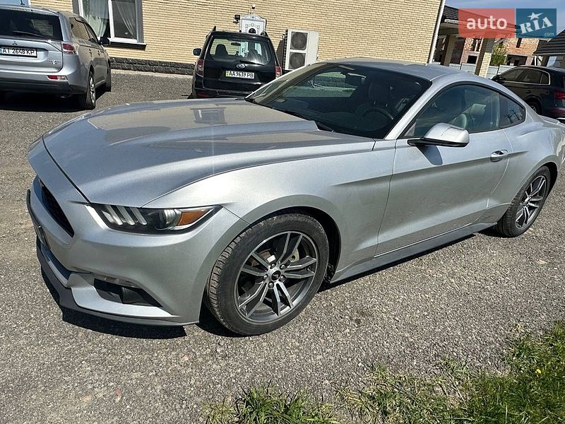 Купе Ford Mustang 2014 в Києві