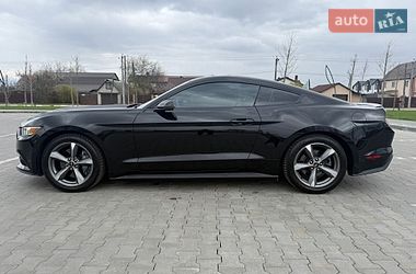 Купе Ford Mustang 2015 в Ирпене