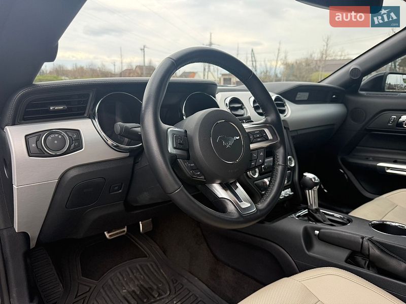 Купе Ford Mustang 2015 в Ирпене