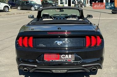 Кабриолет Ford Mustang 2019 в Киеве