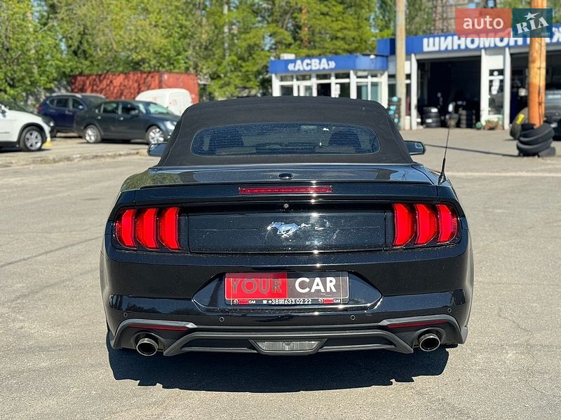 Кабриолет Ford Mustang 2019 в Киеве