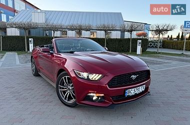 Кабріолет Ford Mustang 2016 в Львові