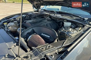 Купе Ford Mustang 2015 в Чернівцях