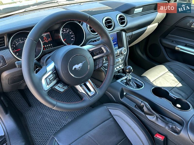 Купе Ford Mustang 2018 в Києві