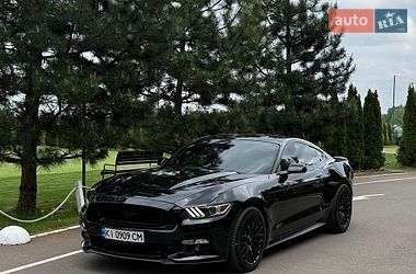 Купе Ford Mustang 2016 в Києві