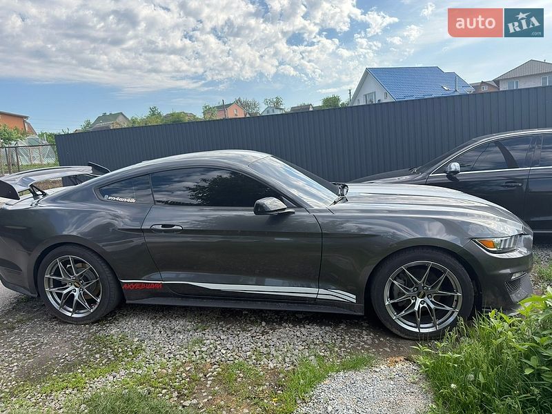 Купе Ford Mustang 2016 в Виннице